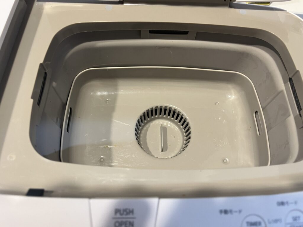 エコカリス 内部 受け皿