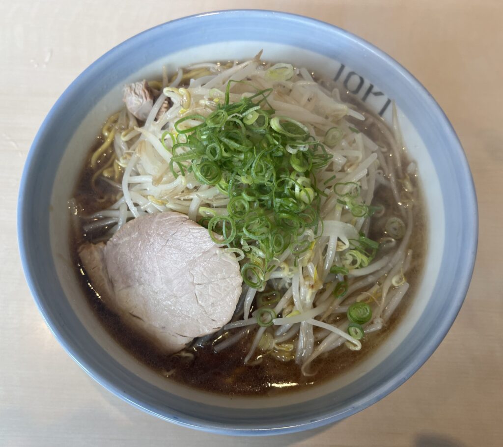 iori 醤油ラーメン
