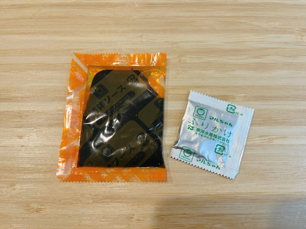 やきっぺ ソースとふりかけ